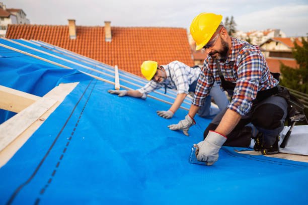 Best Emergency Roof Repair  in West Bend, WI