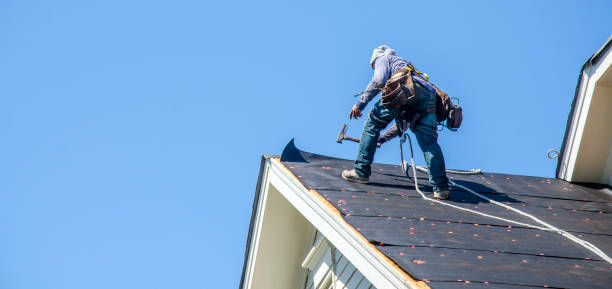  West Bend, WI Roofing Contractor Pros